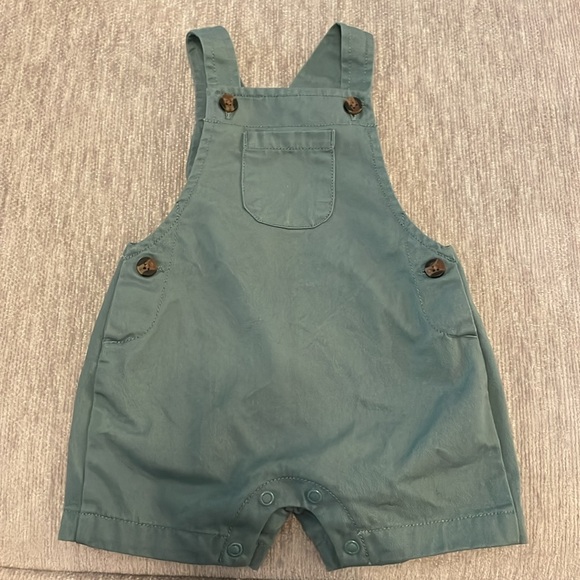 Baby Overall and T size 3-6M - Picture 2 of 5